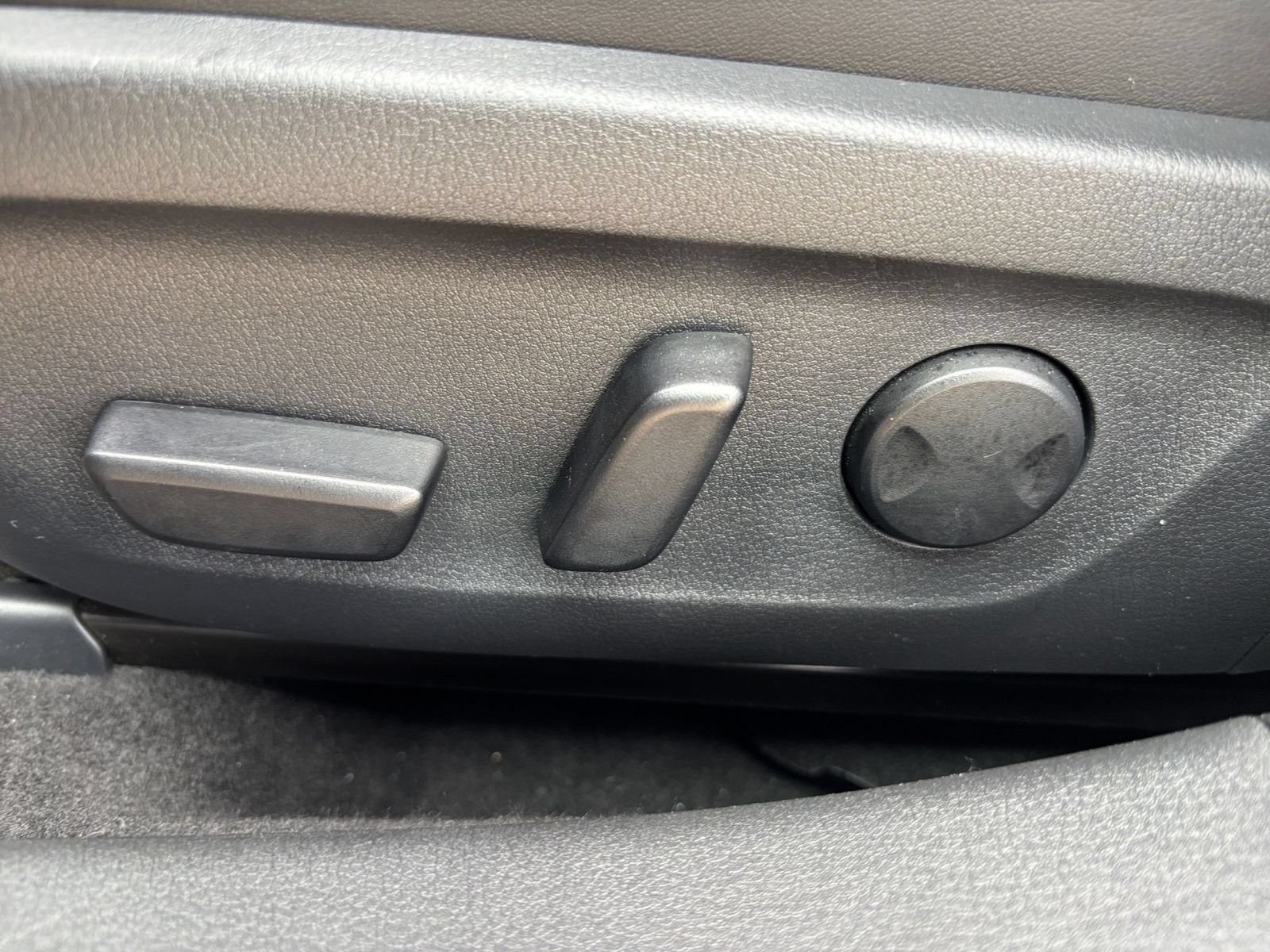 Used 2026 MAZDA MAZDA3 s FWD image 22