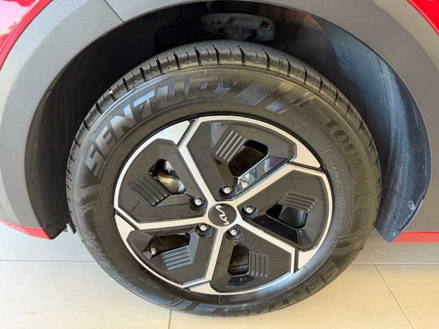 Used 2024 Kia Niro EX FWD image 48