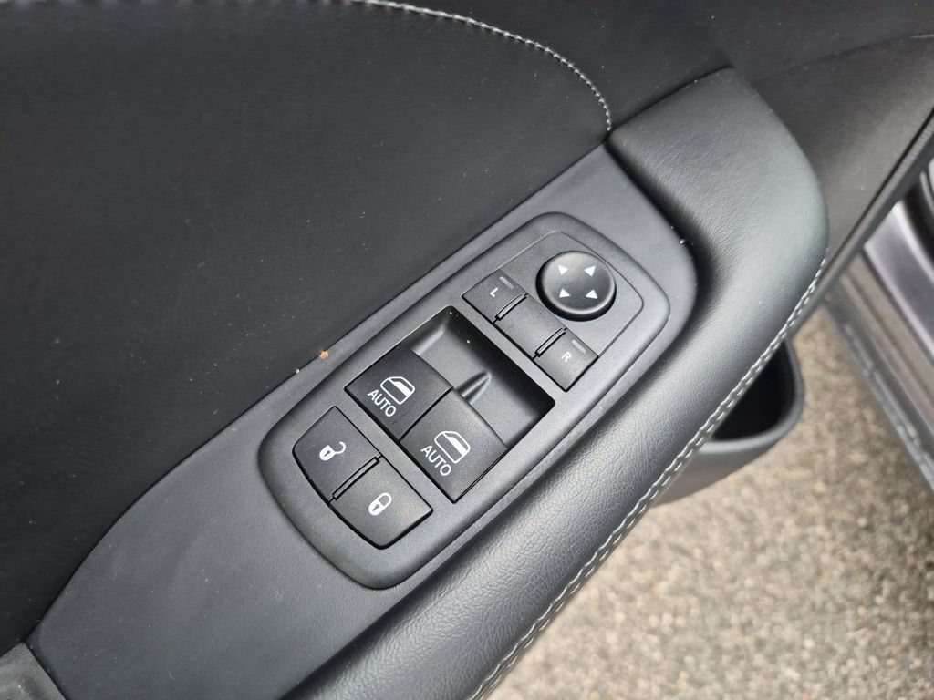 Used 2019 Dodge Challenger R/T Scat Pack RWD image 22