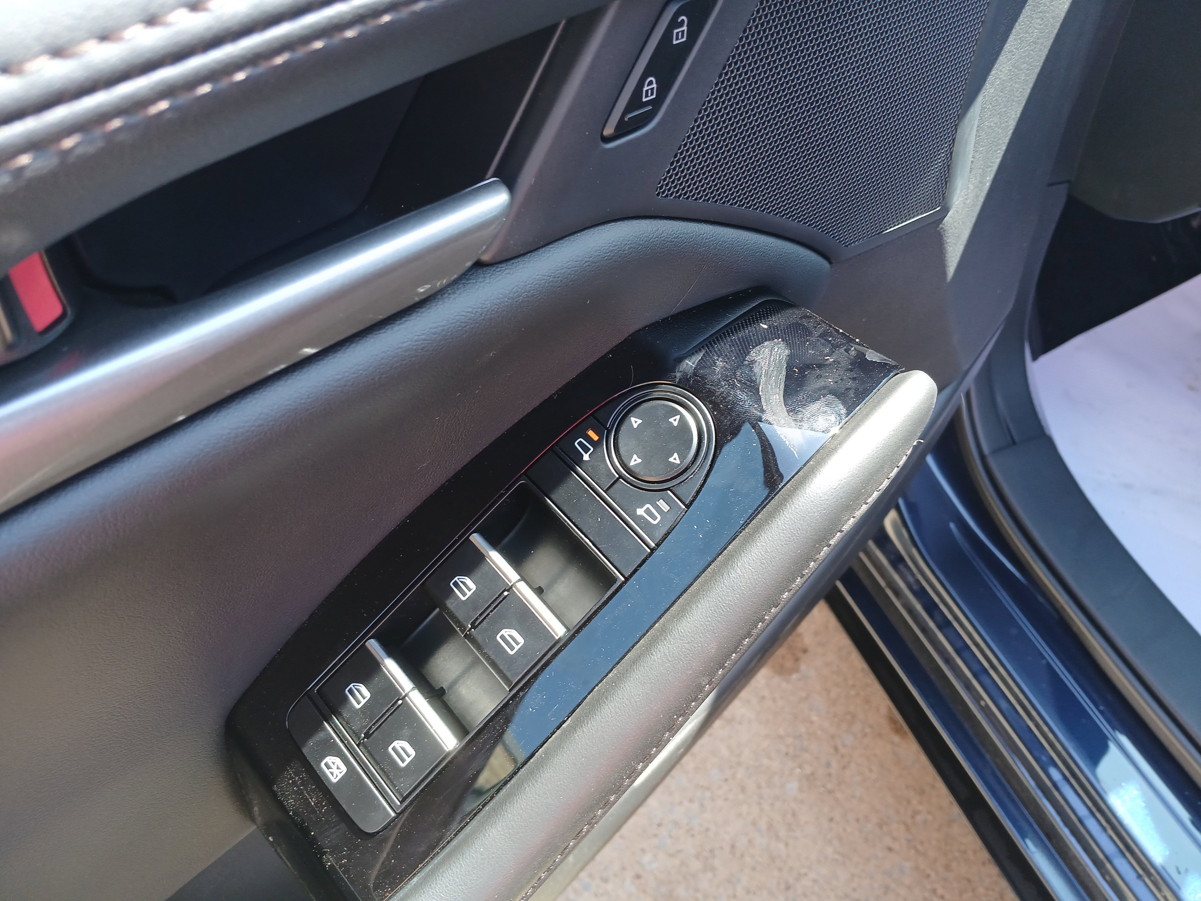 New 2025 MAZDA MAZDA3 s image 16