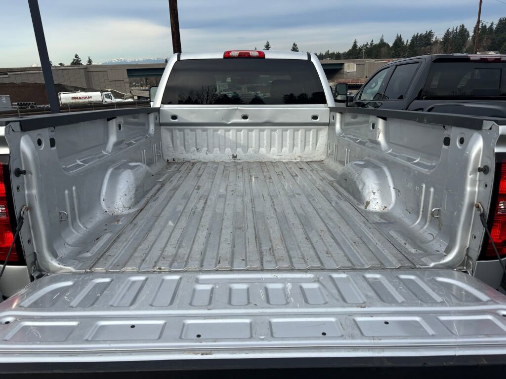 Used 2015 Chevrolet Silverado 2500 LT w/ LT Convenience Package image 9