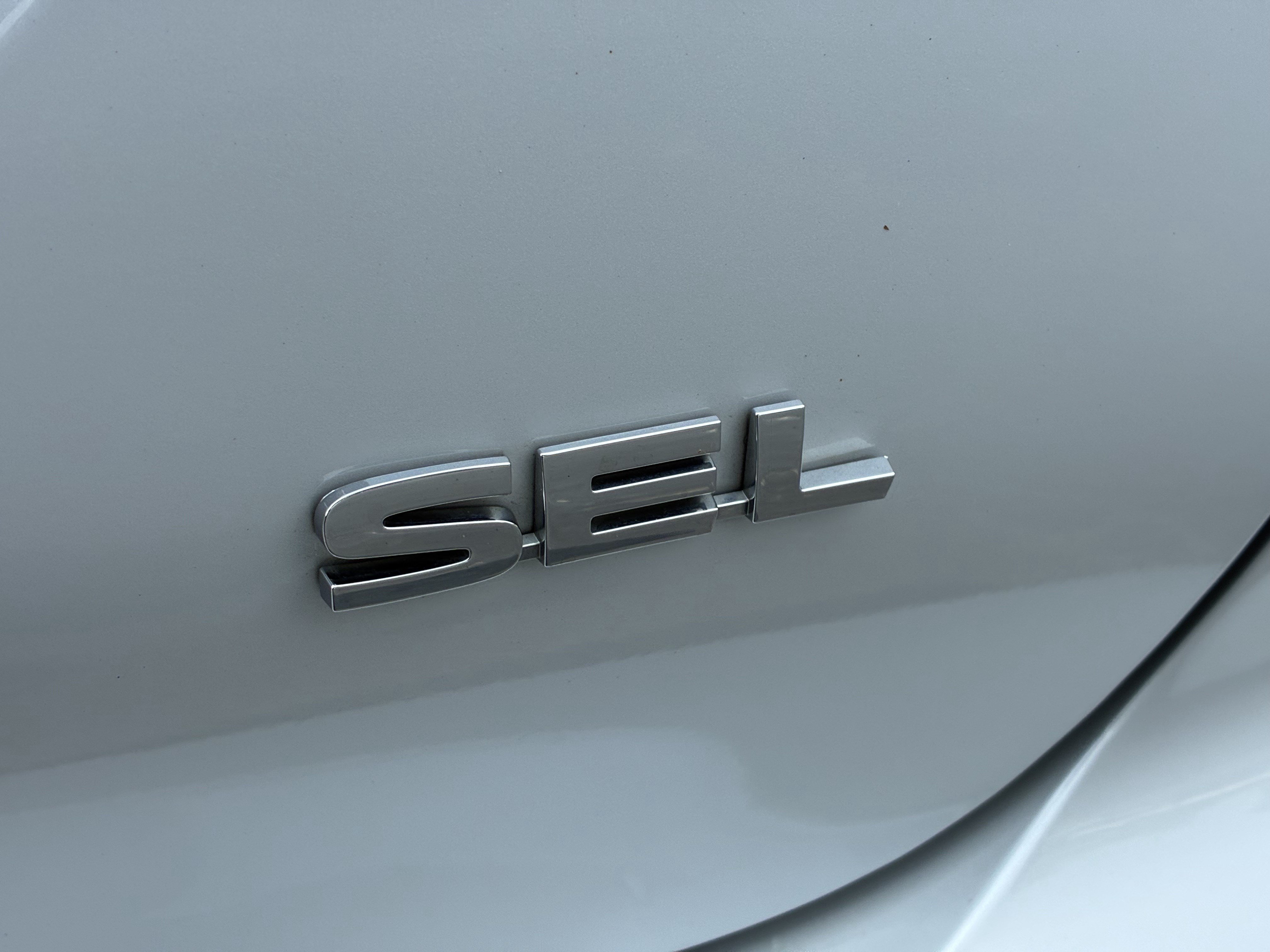 Used 2024 Mitsubishi Outlander SEL FWD image 11