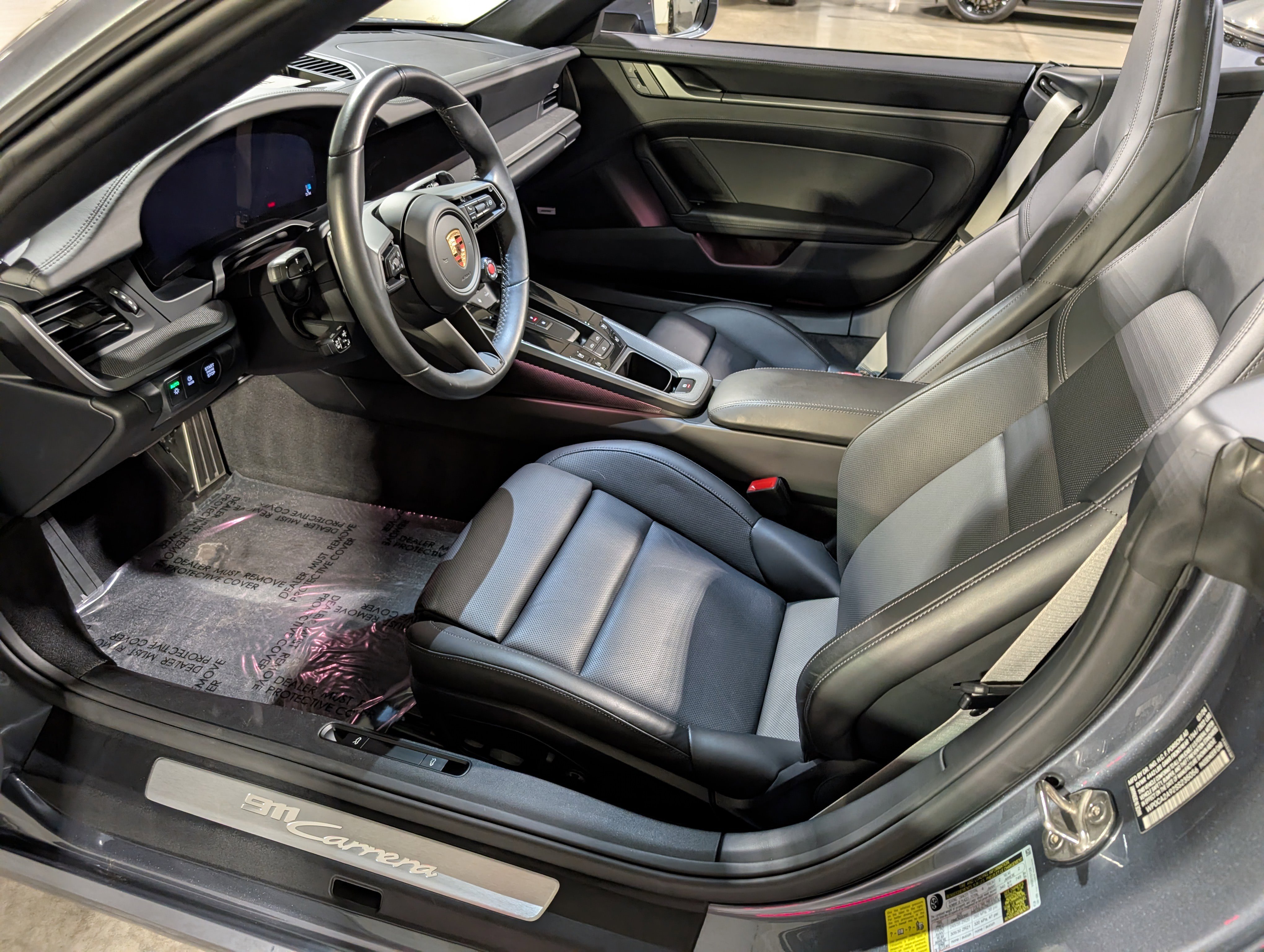 Certified 2025 Porsche 911 Carrera image 32