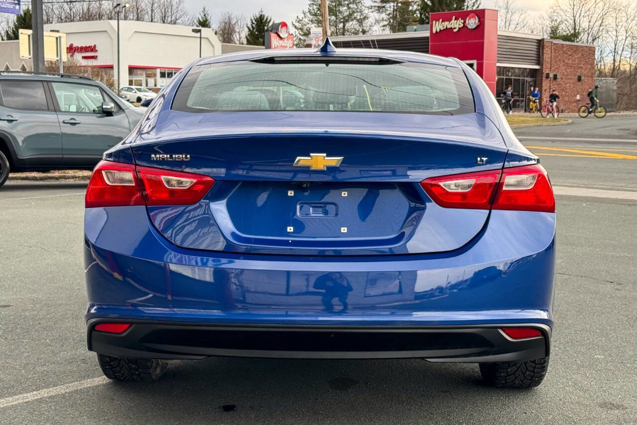 Used 2023 Chevrolet Malibu LT w/ Driver Confidence Package image 5