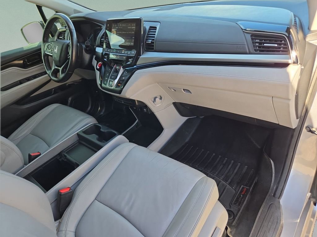 Used 2021 Honda Odyssey Touring image 18