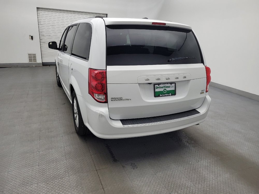 Used 2019 Dodge Grand Caravan SXT image 6
