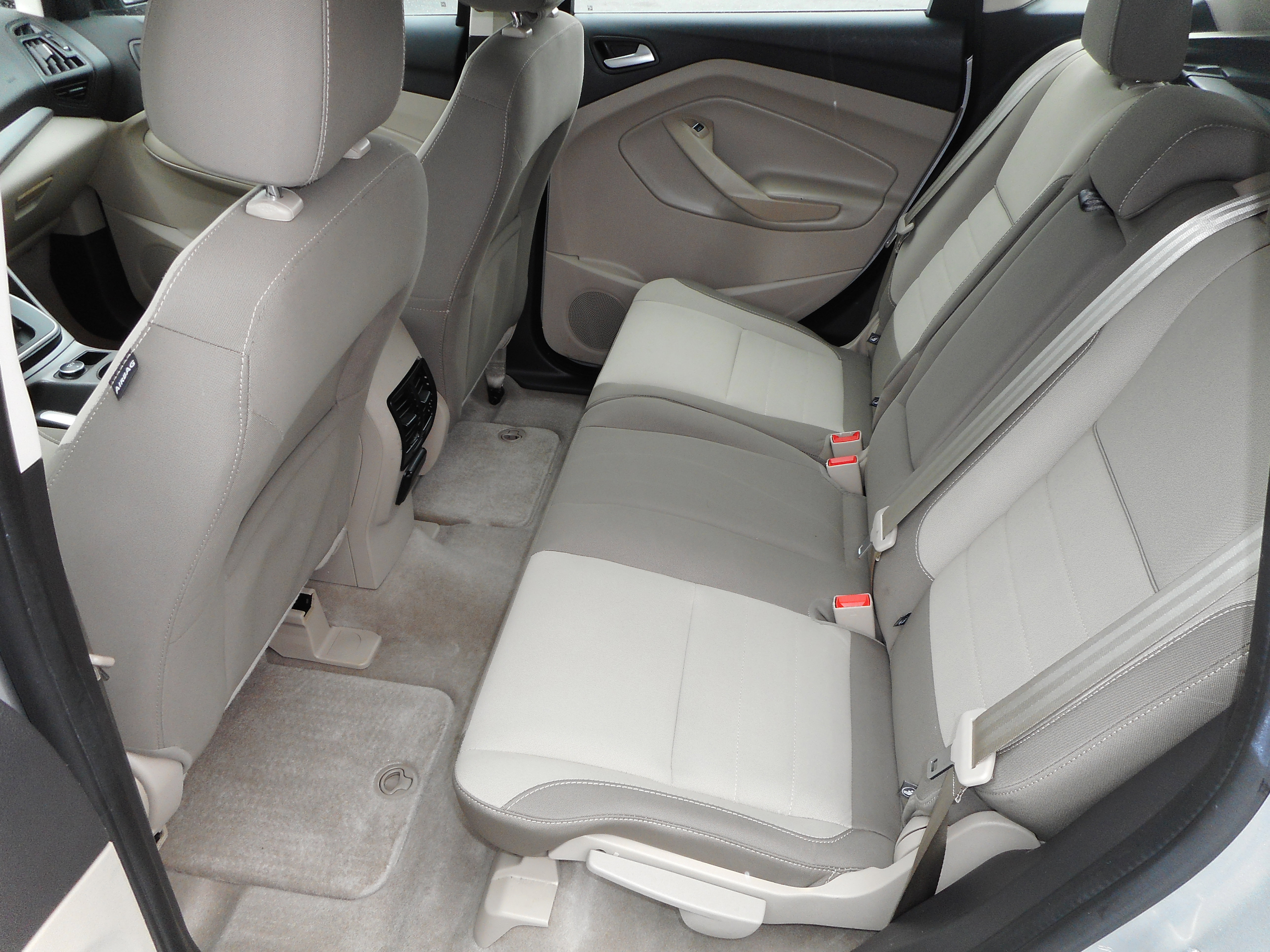 Used 2014 Ford C-MAX SE image 18