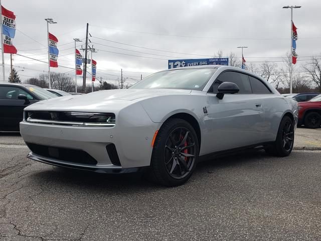 Used 2024 Dodge Charger R/T Scat Pack w/ Plus Group image 8