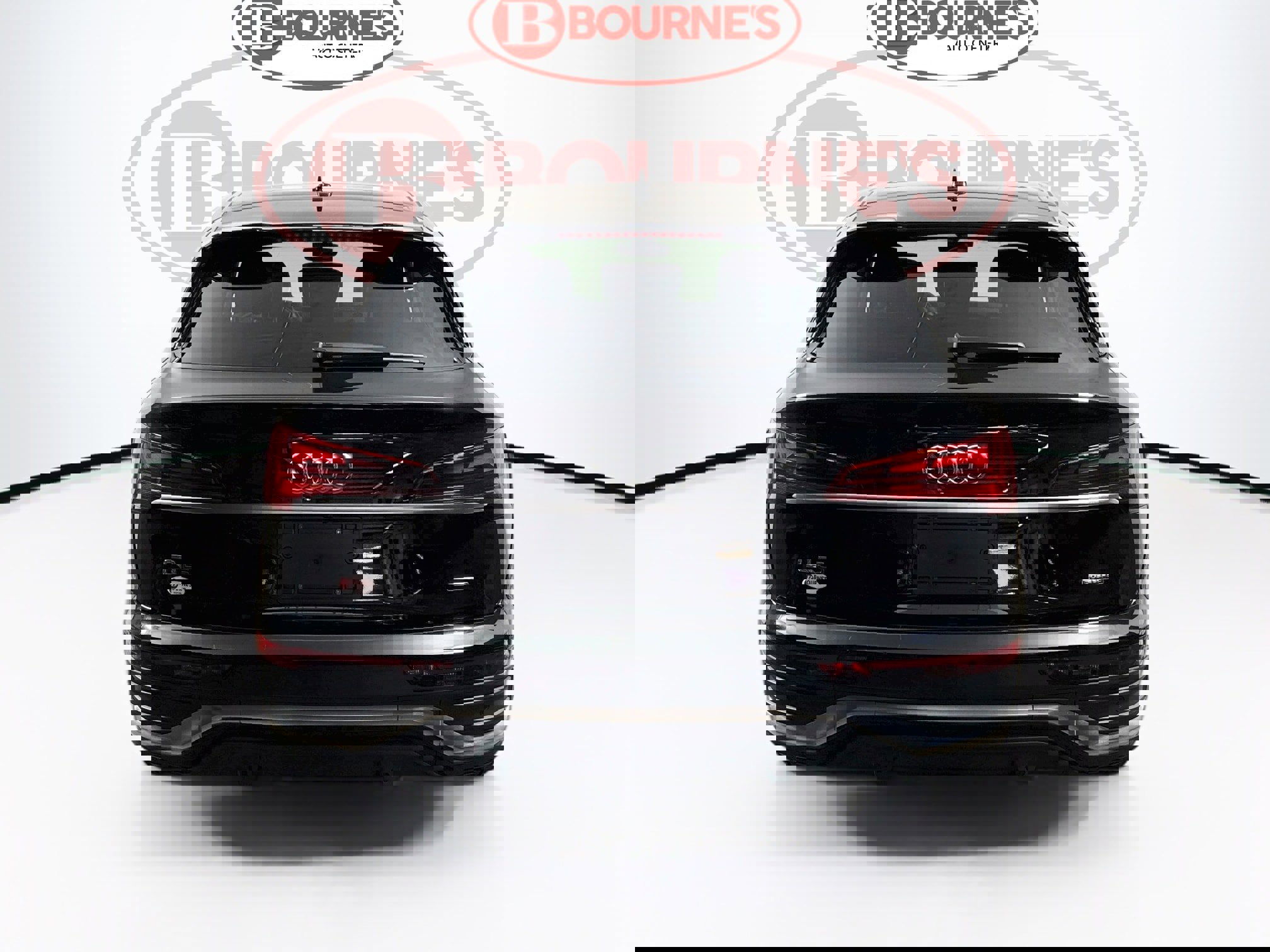 Used 2023 Audi Q5 2.0T Prestige w/ Prestige Package AWD/4WD image 11