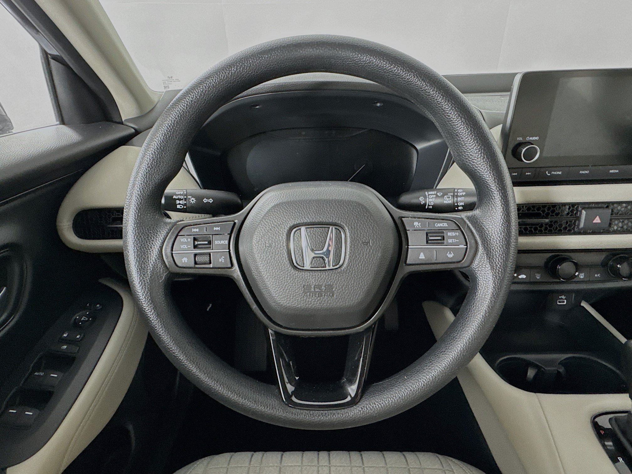 Certified 2024 Honda HR-V LX image 11