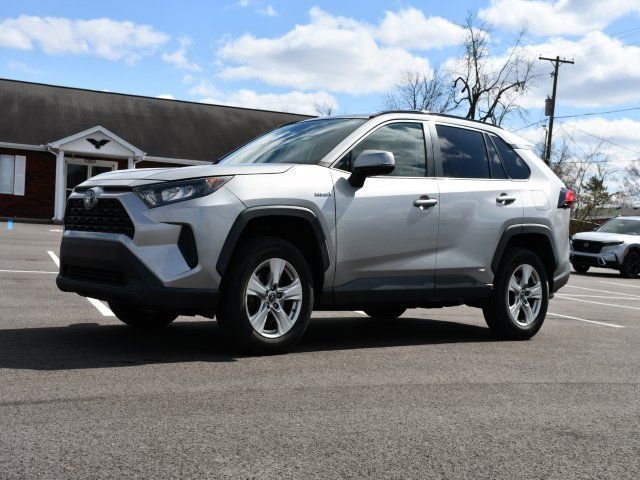 Used 2019 Toyota RAV4 LE w/ Carpet Mat Package image 3