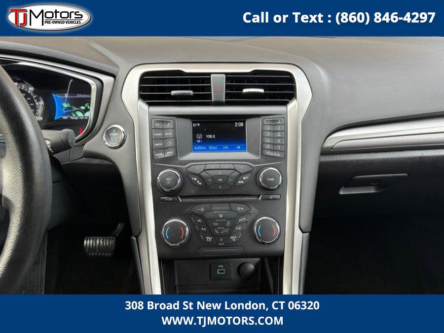 Used 2018 Ford Fusion S image 19