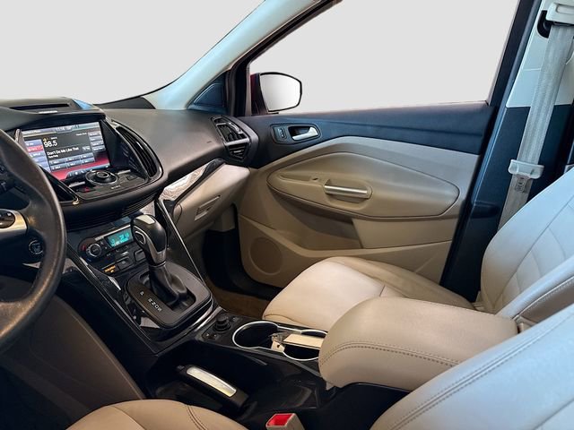 Used 2015 Ford Escape Titanium image 25