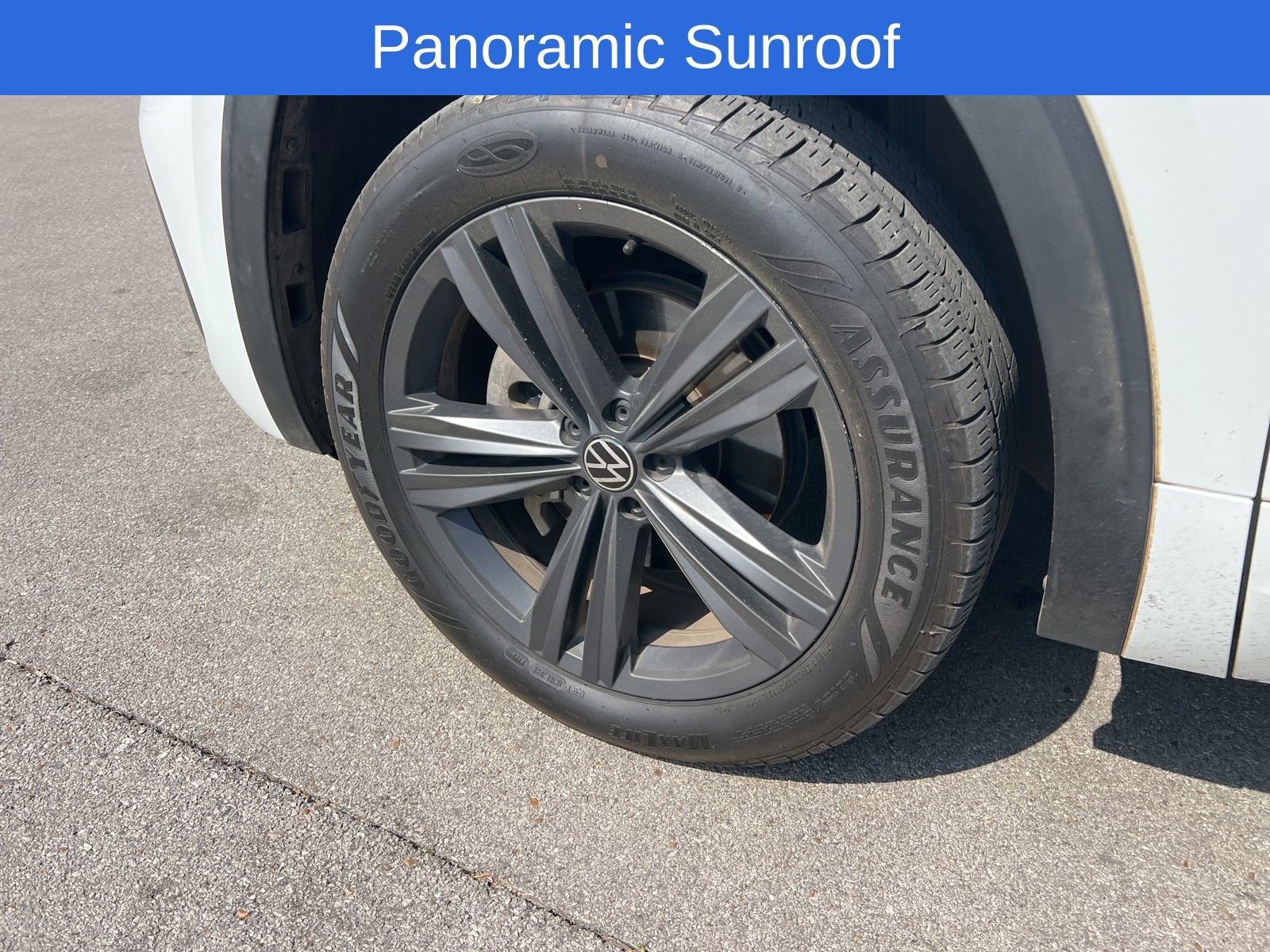 Used 2021 Volkswagen Atlas SE w/ Panoramic Sunroof Package image 11