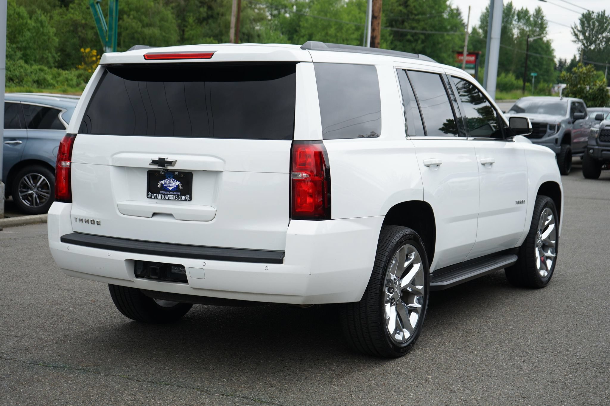 Used 2017 Chevrolet Tahoe LT w/ Max Trailering Package AWD/4WD image 5