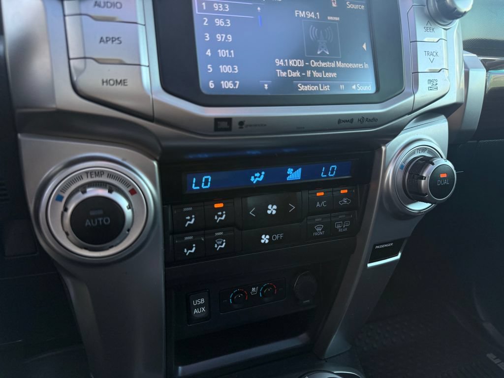 Used 2019 Toyota 4Runner Limited AWD/4WD image 28