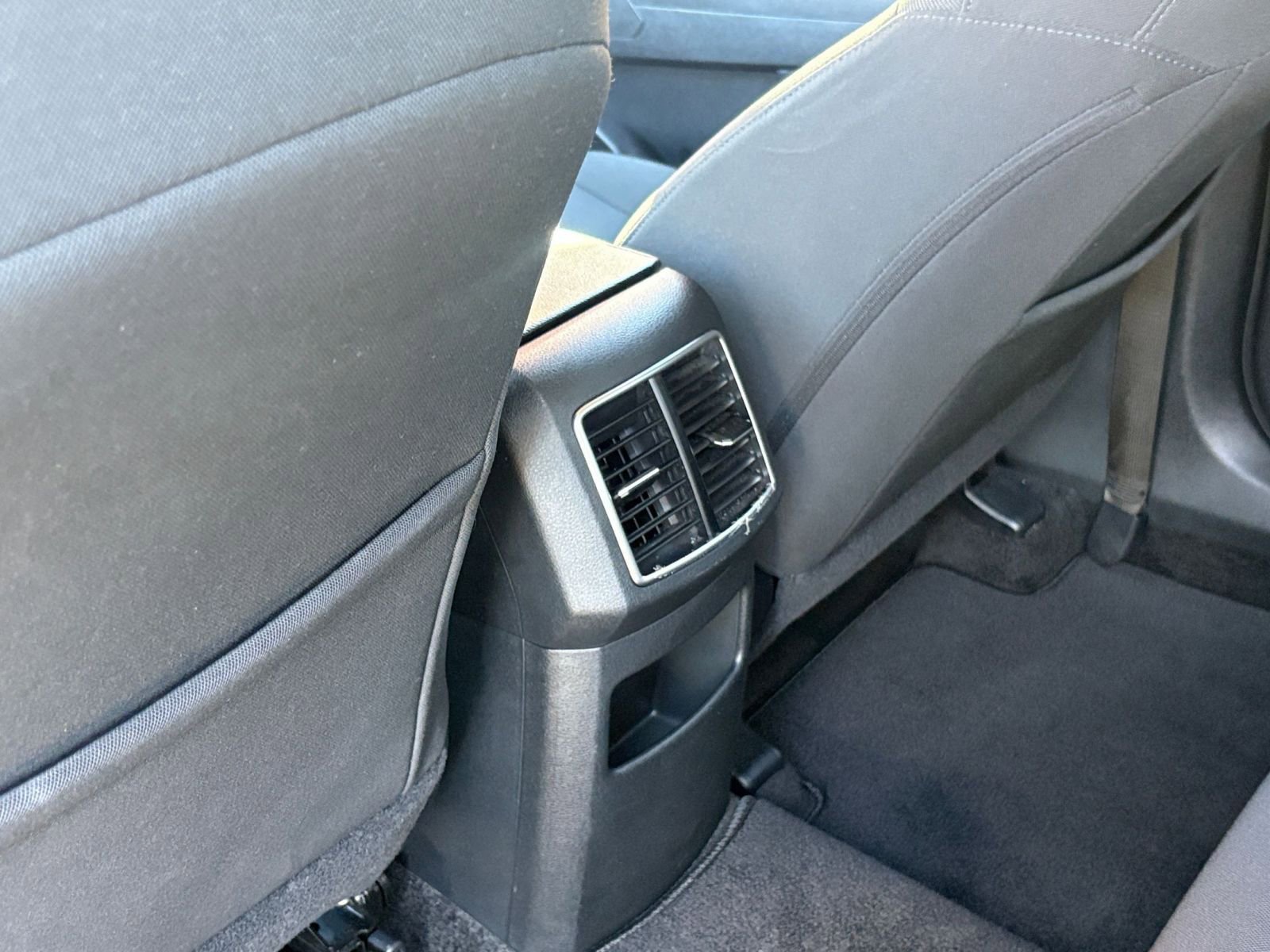 Used 2025 Kia Sportage LX image 22