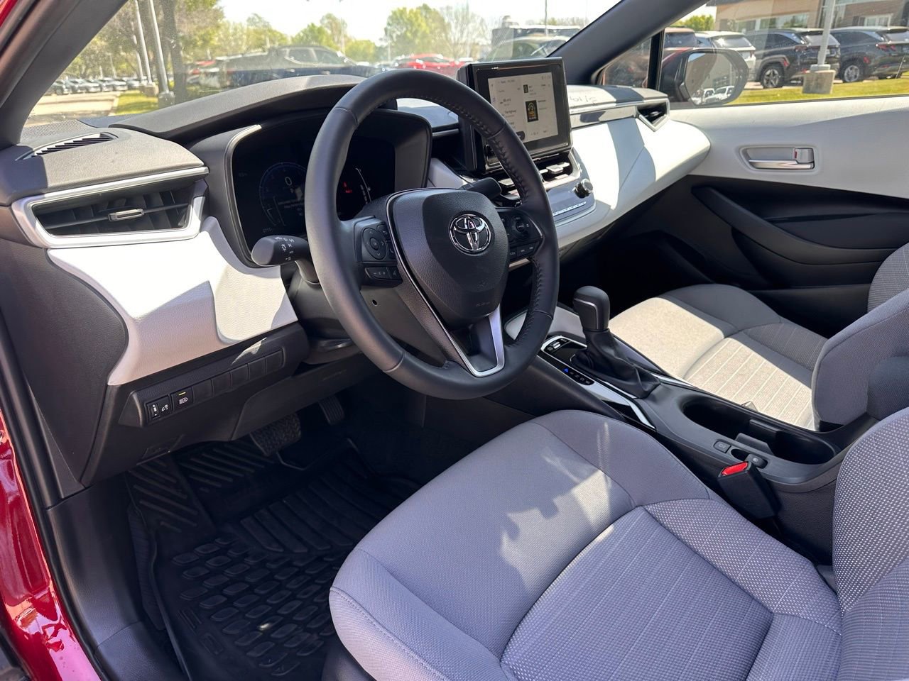 Used 2026 Toyota Corolla SE FWD image 23