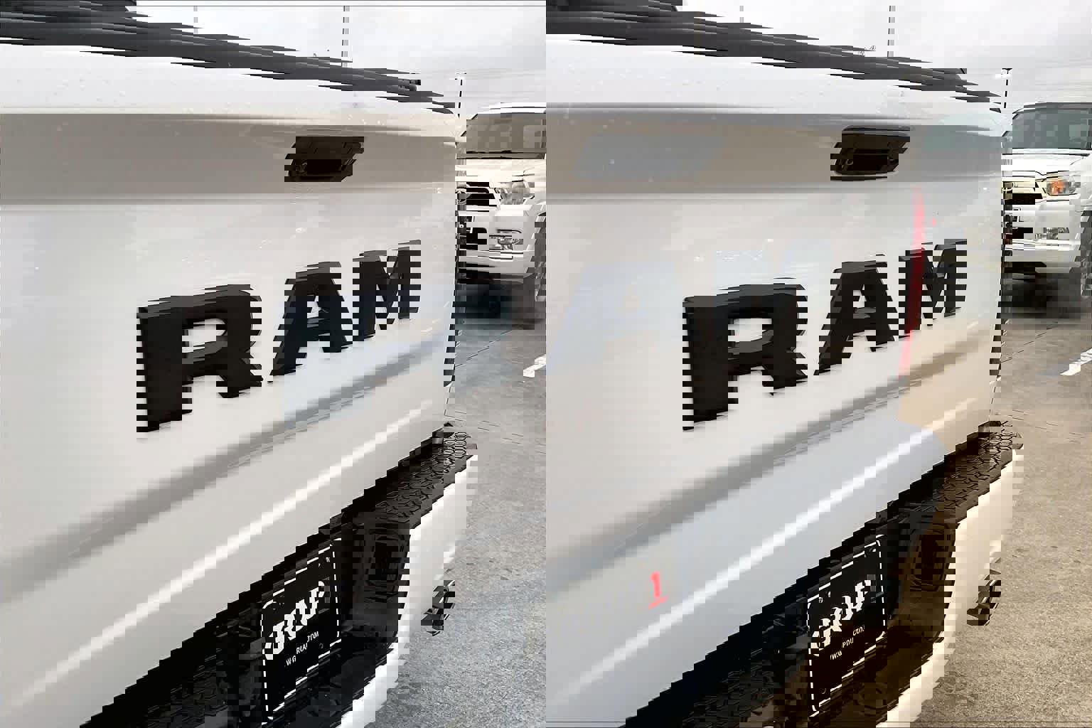 Used 2018 RAM 1500 Sport image 25