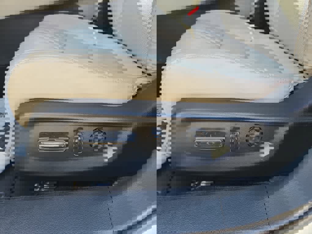 Used 2018 Honda Accord EX-L image 21