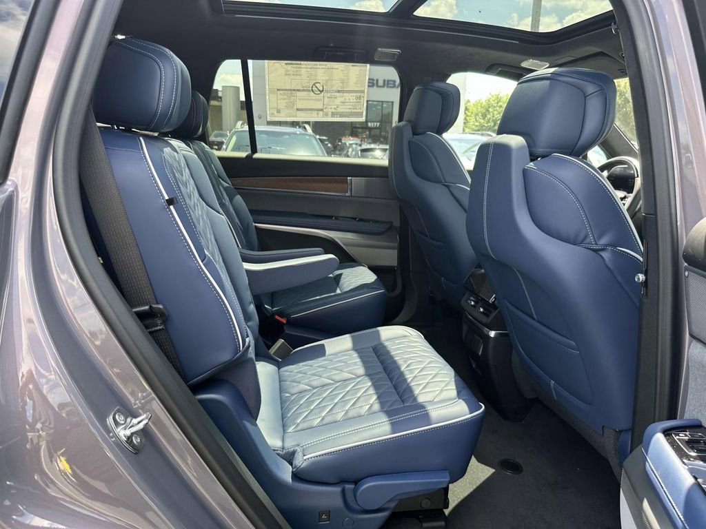 New 2026 Cadillac Vistiq Premium Luxury image 11