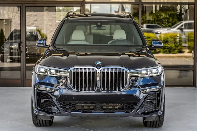 Used 2020 BMW X7 xDrive40i w/ M Sport Package AWD/4WD image 5