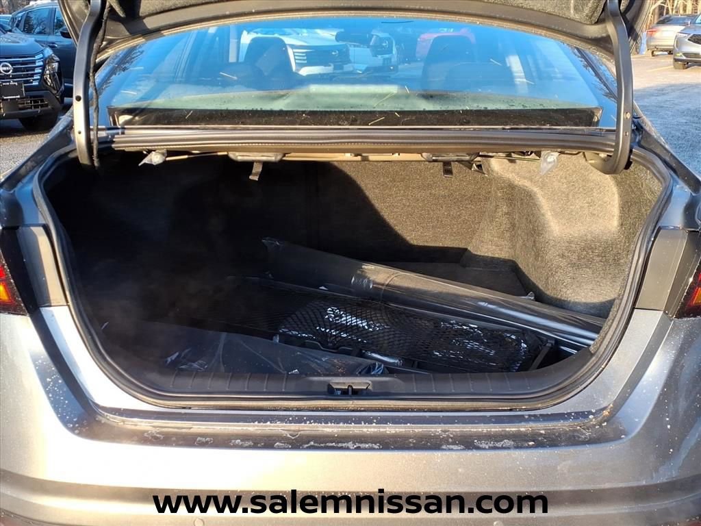 New 2025 Nissan Altima 2.5 SL FWD image 6