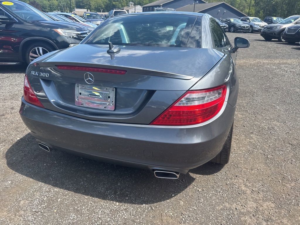 Used 2016 Mercedes-Benz SLK 300 image 15