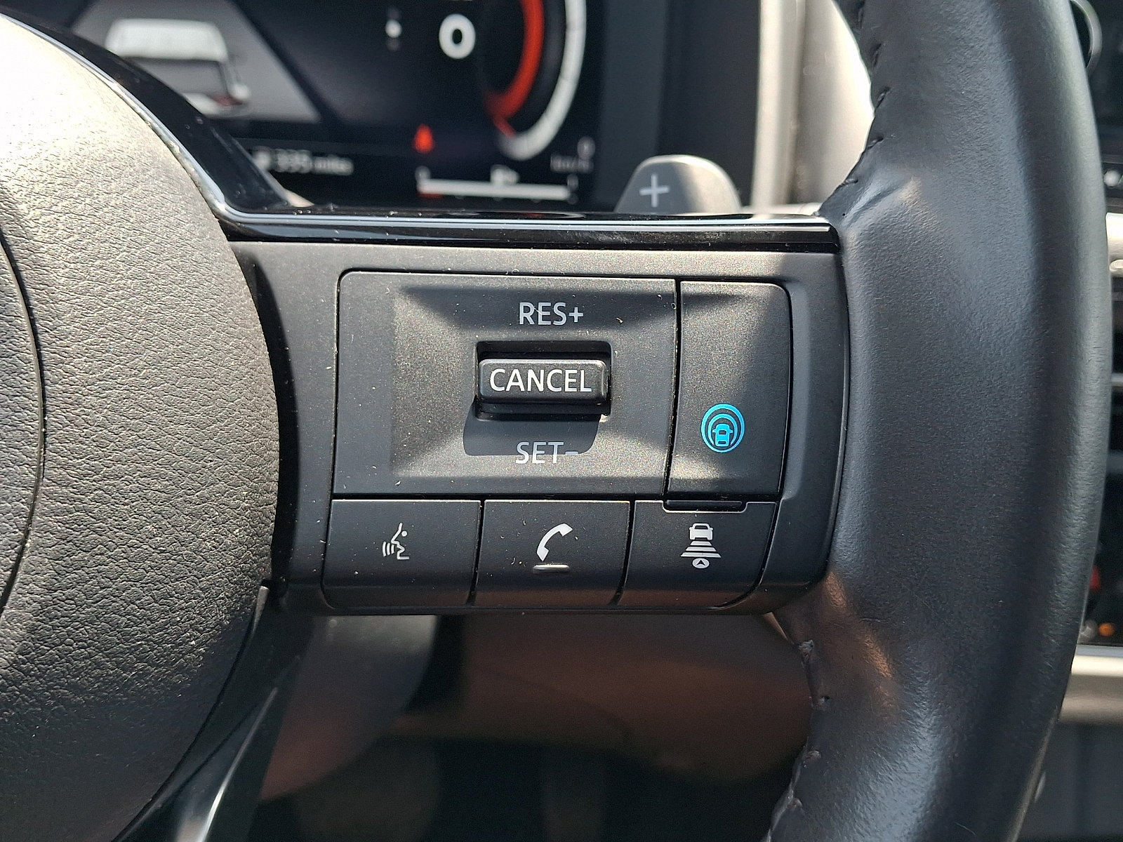 Used 2022 Nissan Rogue Platinum w/ Head-Up Display Package AWD/4WD image 22