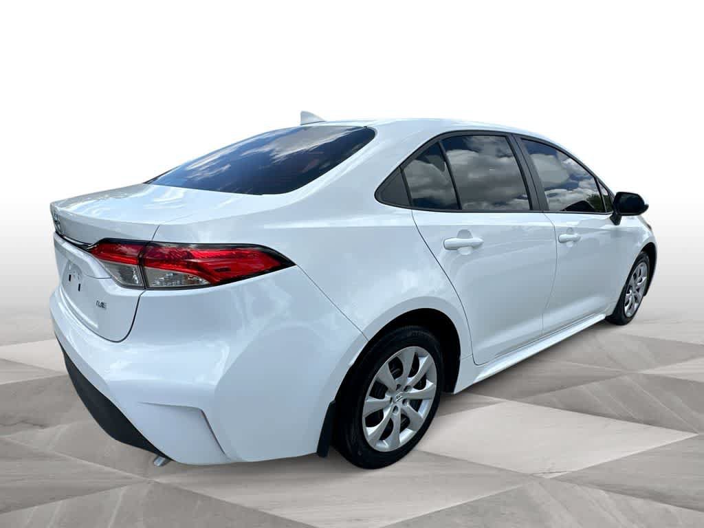 Used 2024 Toyota Corolla LE FWD image 8