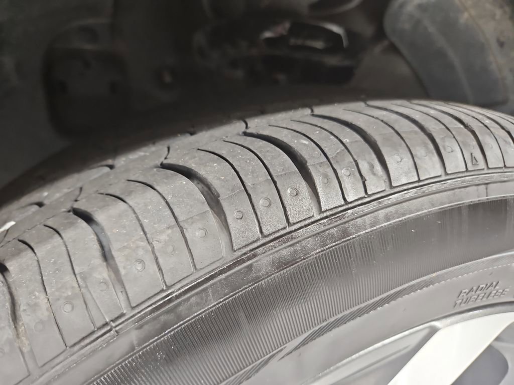 Used 2024 Hyundai Venue SEL image 28