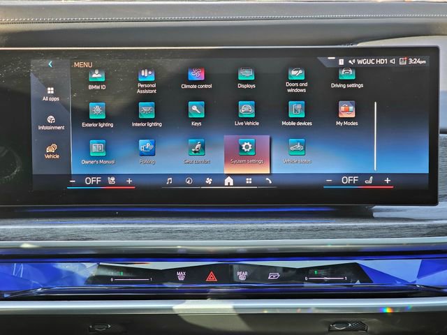 Used 2023 BMW 760i xDrive w/ Executive Package image 35