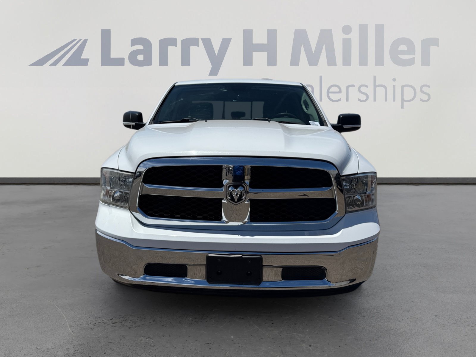 Used 2017 RAM 1500 Classic SLT RWD image 8