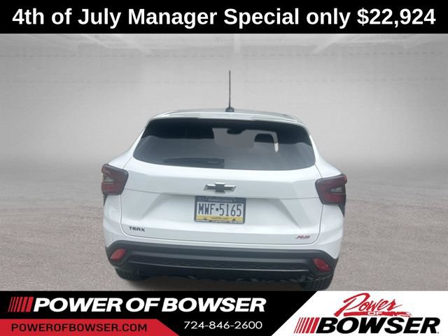 Used 2025 Chevrolet Trax RS w/ Driver Confidence Package FWD image 17