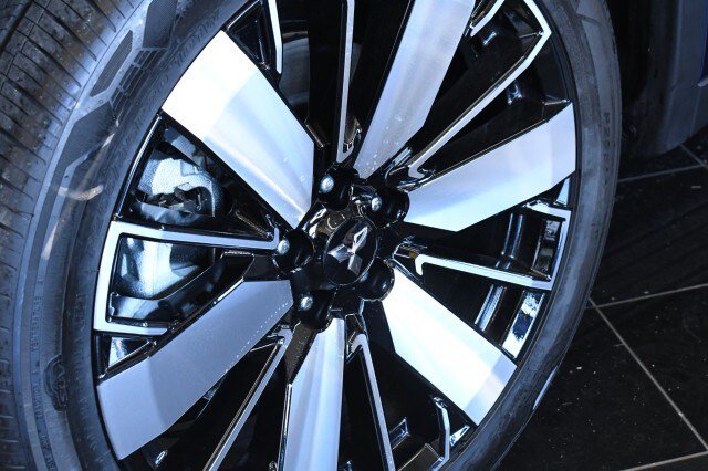 New 2026 Mitsubishi Outlander SE AWD/4WD image 10