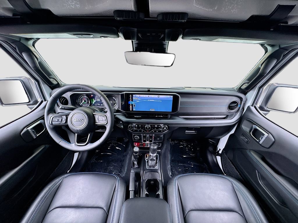 Used 2024 Jeep Wrangler Unlimited Rubicon 4xe image 15