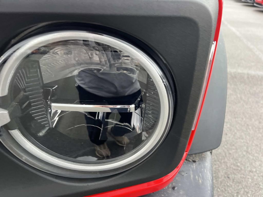 Used 2023 Ford Bronco 4-Door image 9