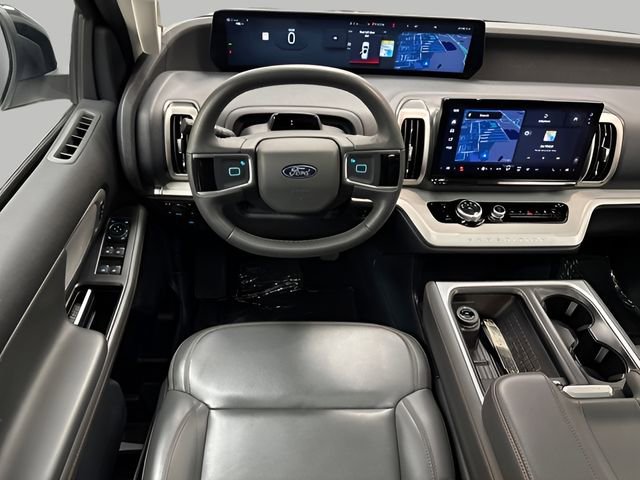 Used 2025 Ford Expedition Max Active image 13