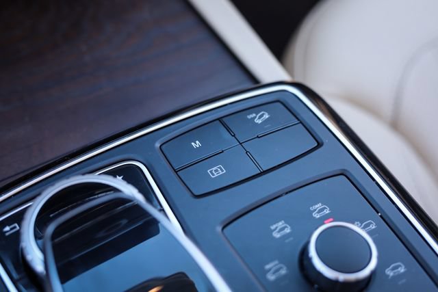 Used 2018 Mercedes-Benz GLE 350 4MATIC image 44