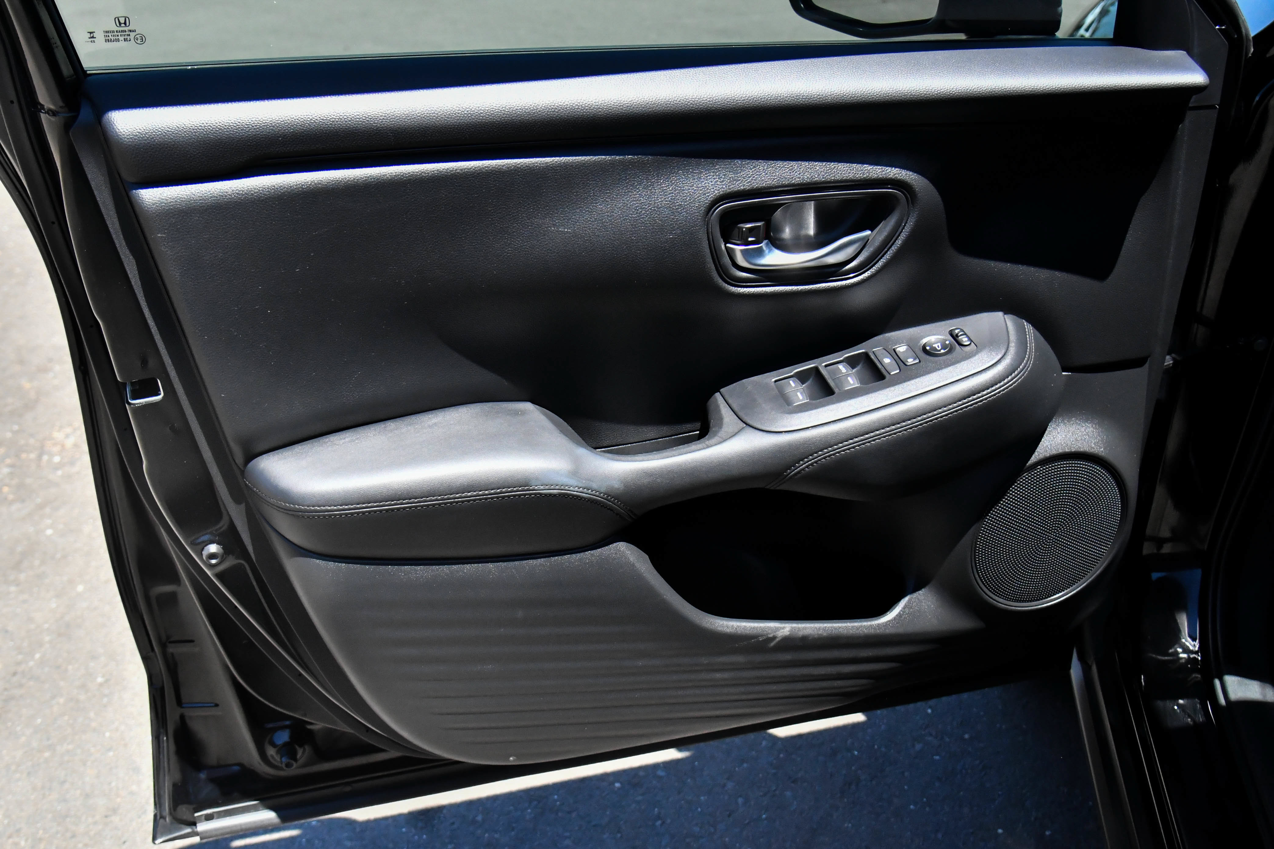 Used 2024 Honda HR-V LX image 14