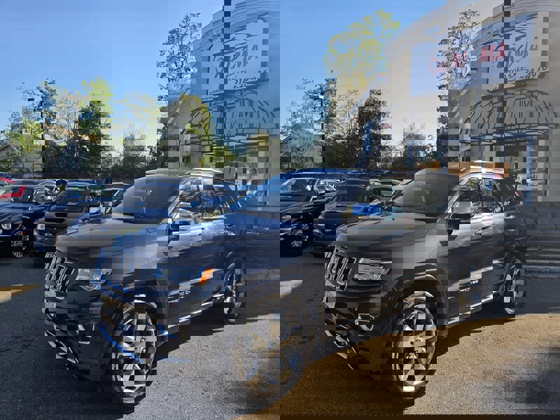 Used 2015 Jeep Grand Cherokee Overland image 1