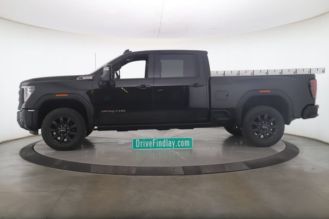Used 2026 GMC Sierra 2500 AT4 w/ AT4 Premium Plus Package AWD/4WD image 9
