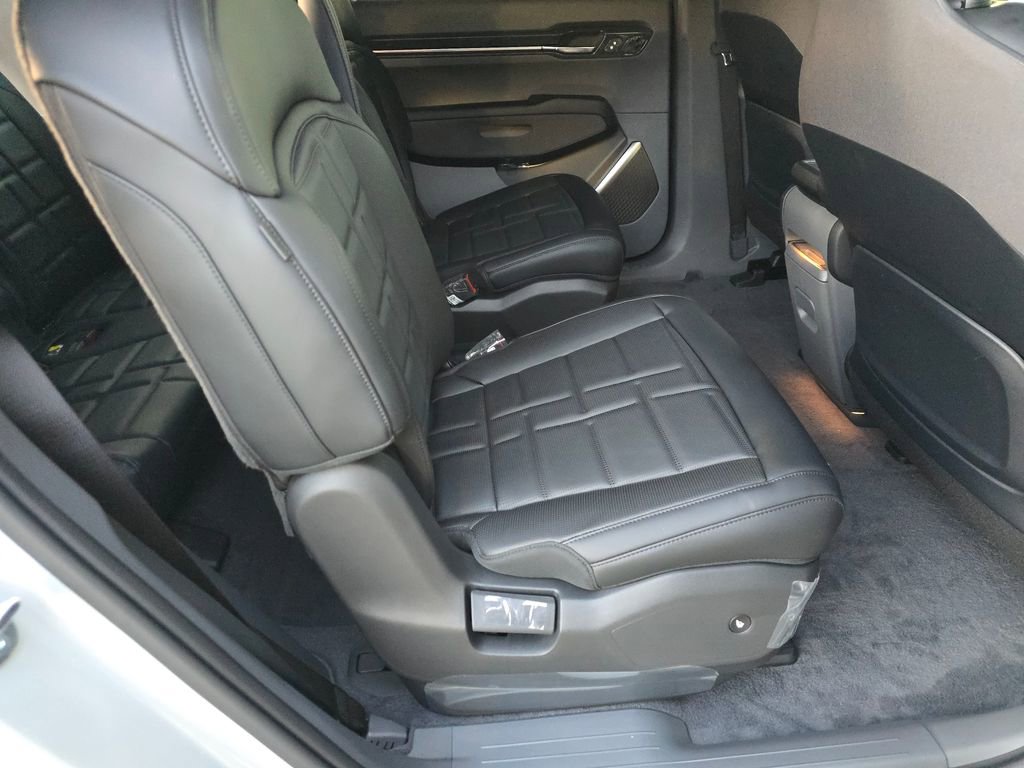 New 2026 Kia EV9 Land w/ Nightfall Edition Package image 9