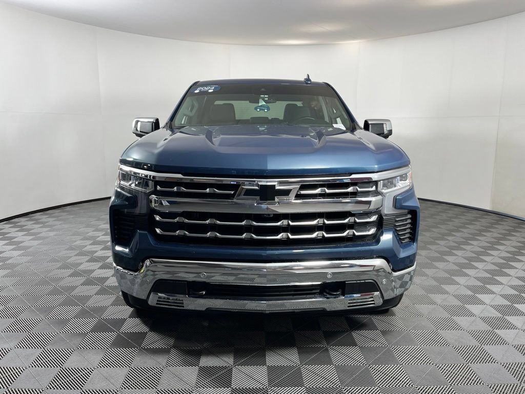 Used 2024 Chevrolet Silverado 1500 LTZ w/ LPO, Dark Essentials Package AWD/4WD image 10