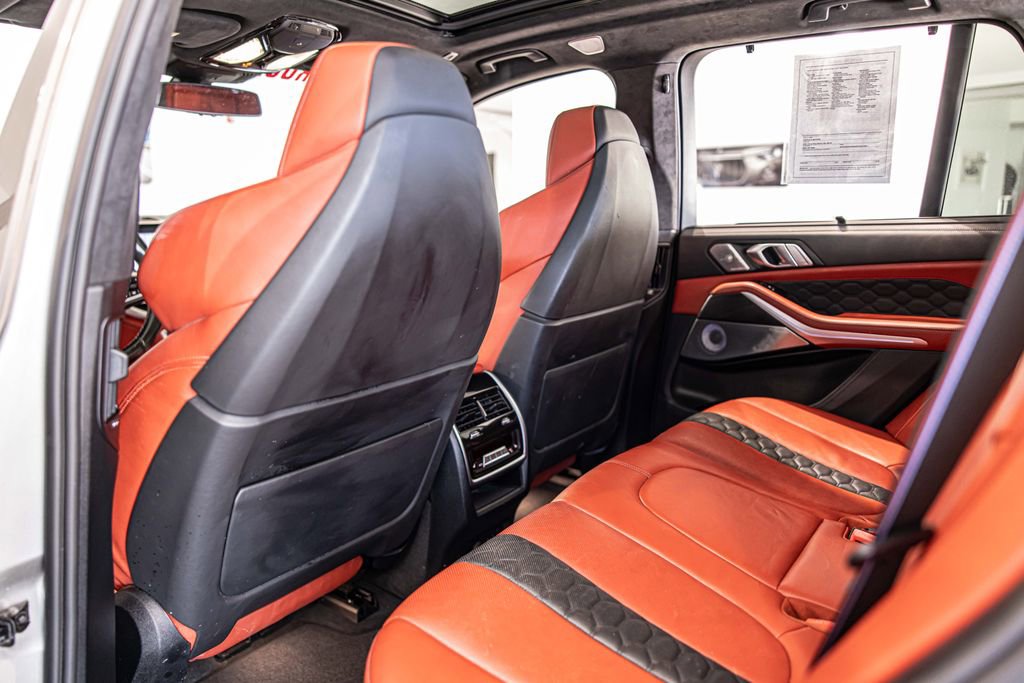 Used 2022 BMW X5 M Competition image 36