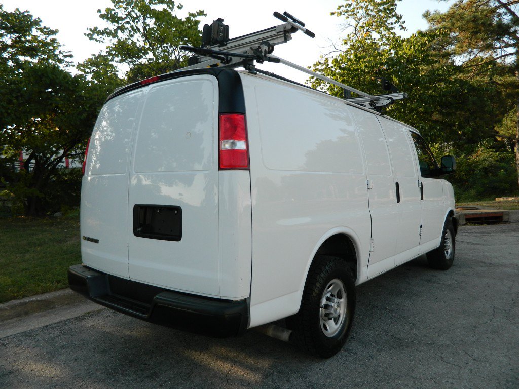 Used 2020 Chevrolet Express 2500 w/ Communications Package RWD image 7