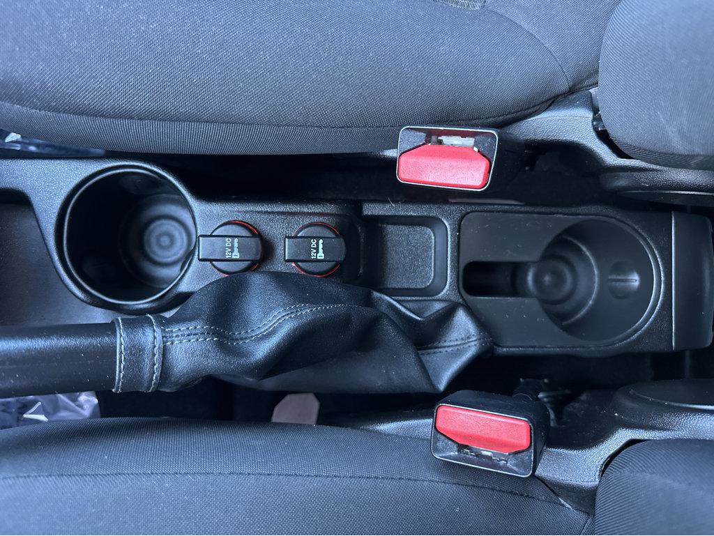 Used 2016 RAM ProMaster City Tradesman SLT w/ Rear Back-up Camera Group image 27