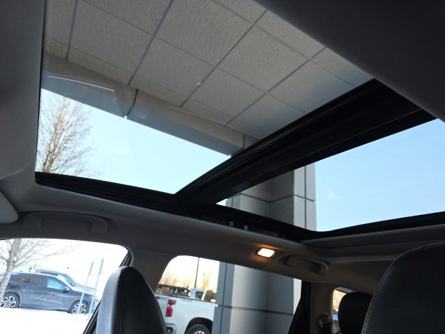 Used 2020 Nissan Rogue SL w/ Premium Package image 32