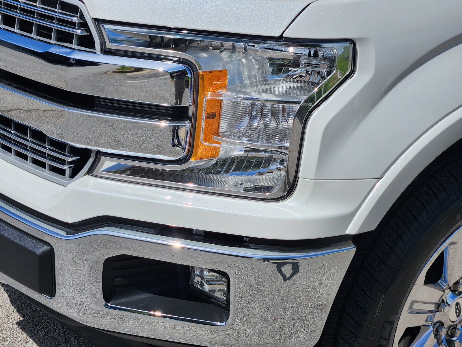Used 2020 Ford F150 Lariat RWD image 26