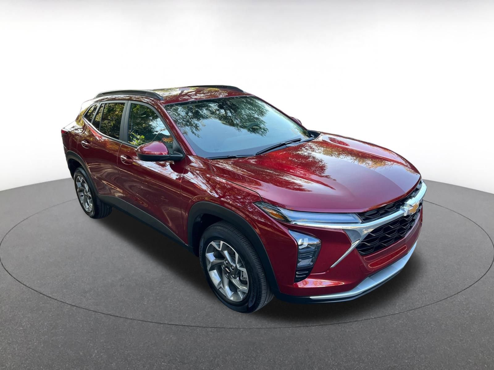 Used 2025 Chevrolet Trax LT